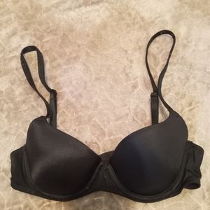 PINK Wear Everywhere Lightly Lined Bra 32A